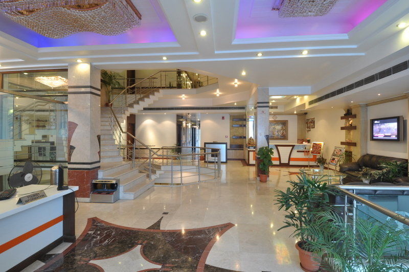 Hotel Shipra International Ню Делхи Екстериор снимка
